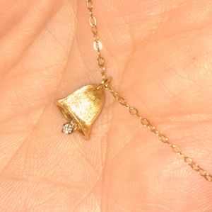 Beautiful 10k yellow gold necklace.